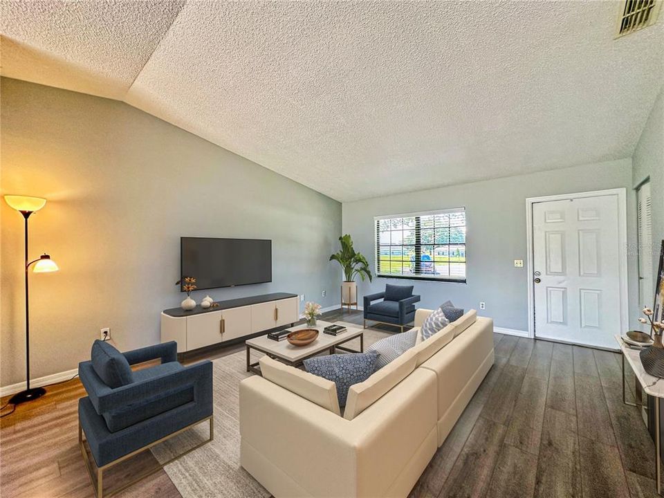 Activo con contrato: $224,900 (3 camas, 2 baños, 1325 Pies cuadrados)