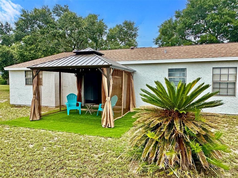 Activo con contrato: $224,900 (3 camas, 2 baños, 1325 Pies cuadrados)