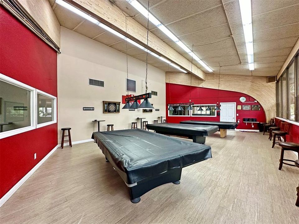 Activo con contrato: $224,900 (3 camas, 2 baños, 1325 Pies cuadrados)