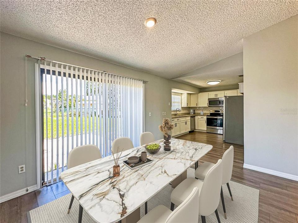 Activo con contrato: $224,900 (3 camas, 2 baños, 1325 Pies cuadrados)