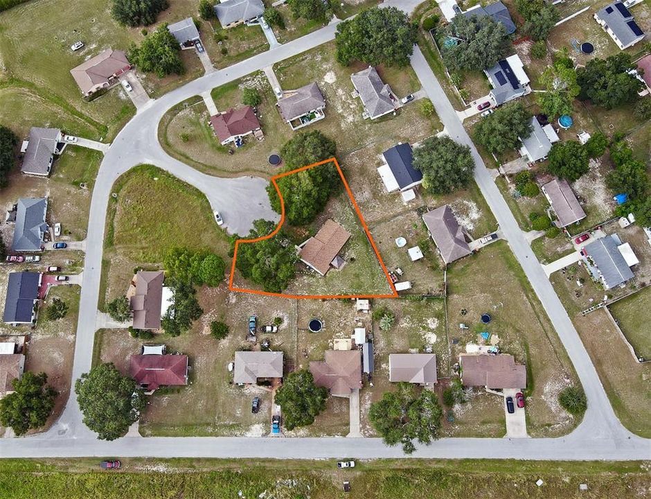 Activo con contrato: $224,900 (3 camas, 2 baños, 1325 Pies cuadrados)