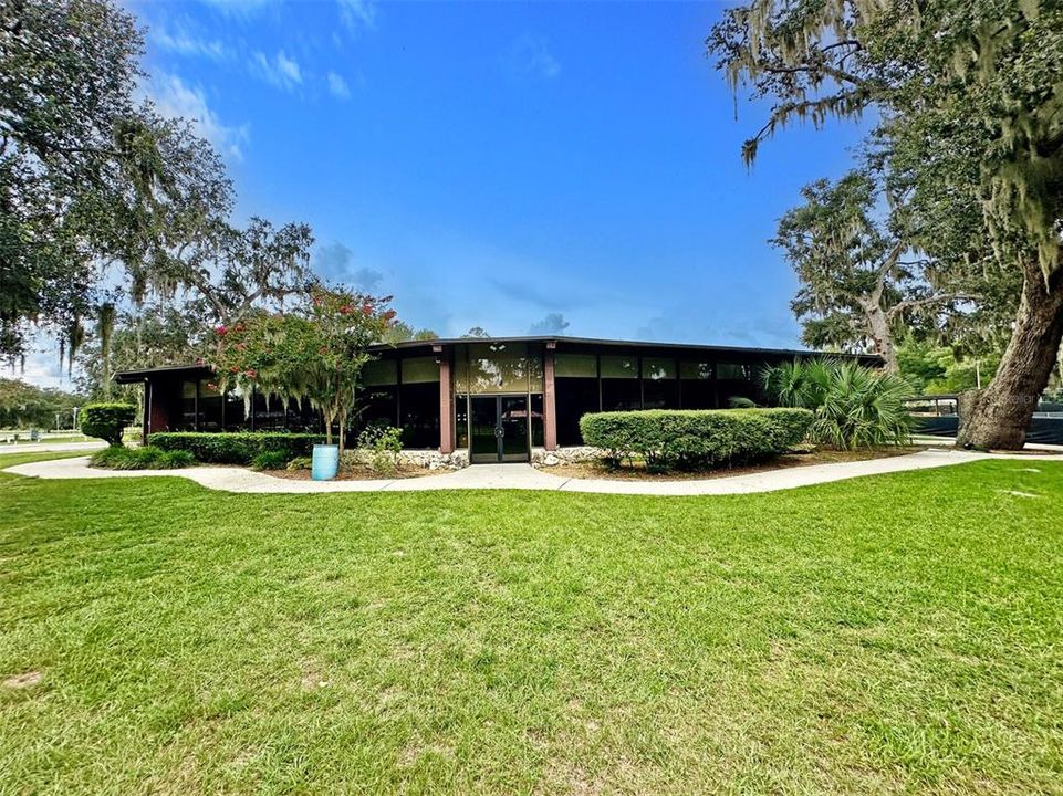 Activo con contrato: $224,900 (3 camas, 2 baños, 1325 Pies cuadrados)