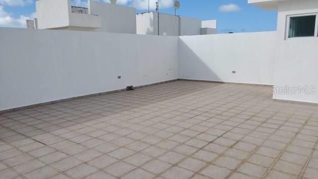 В аренду: $5,500 (4 спален, 3 ванн, 3550 Квадратных фут)