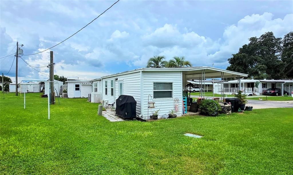 Active With Contract: $149,000 (2 beds, 2 baths, 1144 Square Feet)