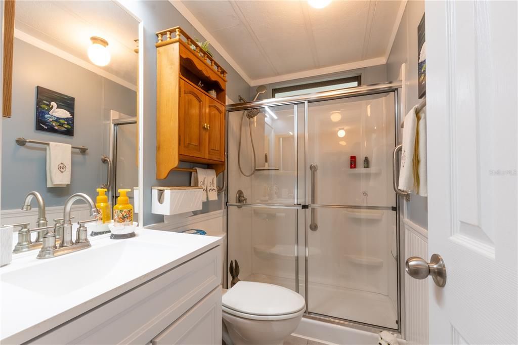 合同活跃: $189,900 (3 贝兹, 2 浴室, 1440 平方英尺)