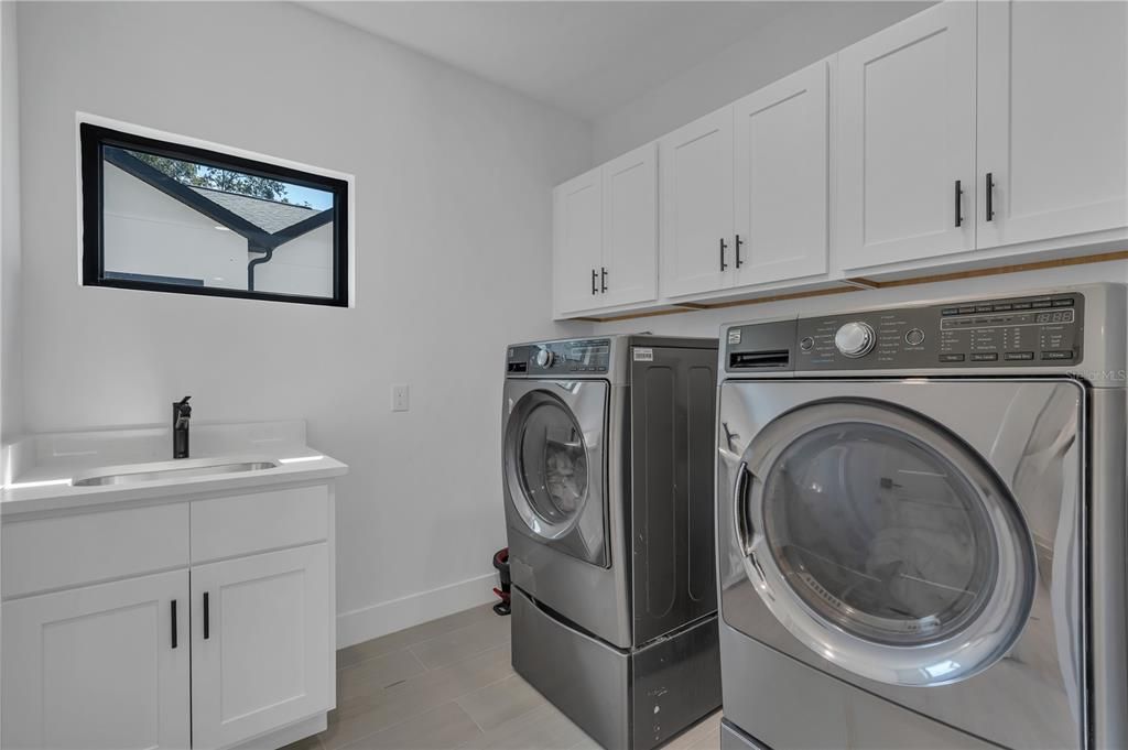 For Sale: $1,495,500 (4 beds, 3 baths, 3453 Square Feet)