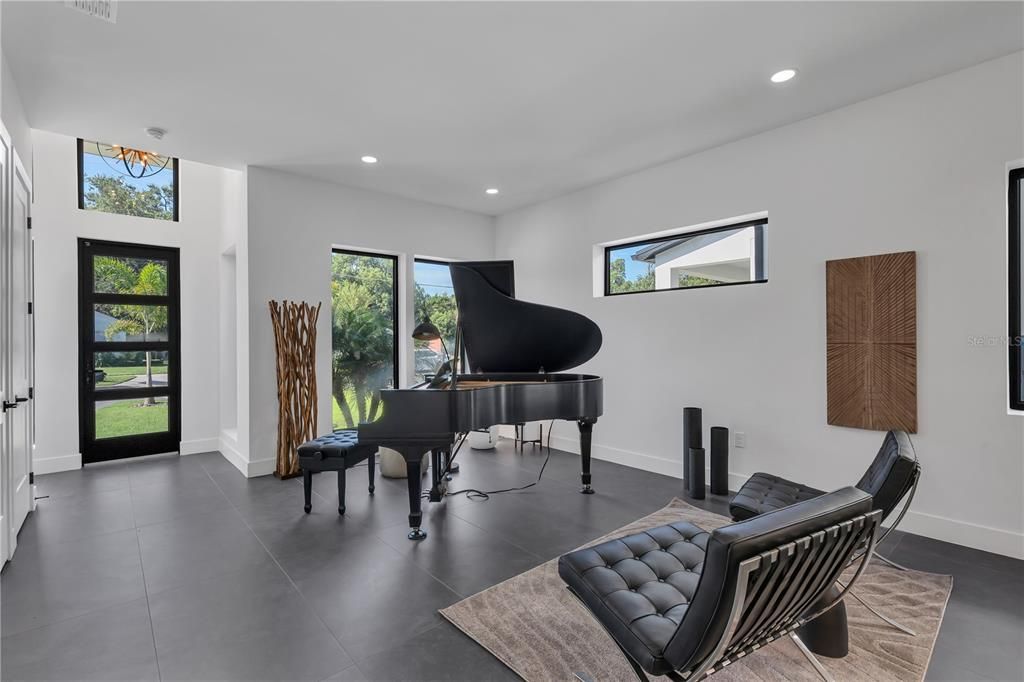 For Sale: $1,495,500 (4 beds, 3 baths, 3453 Square Feet)