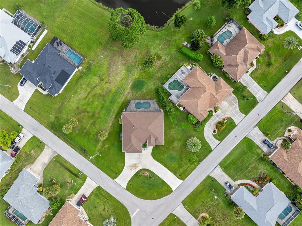 Active With Contract: $575,000 (3 beds, 2 baths, 1908 Square Feet)