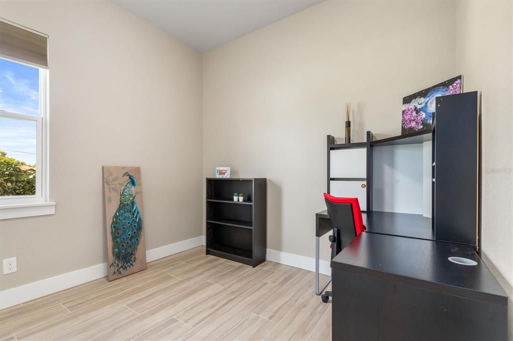 Active With Contract: $575,000 (3 beds, 2 baths, 1908 Square Feet)