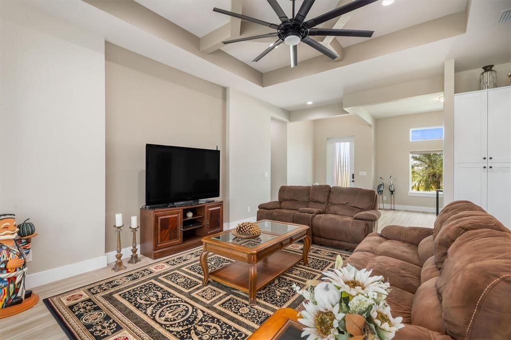 Active With Contract: $575,000 (3 beds, 2 baths, 1908 Square Feet)