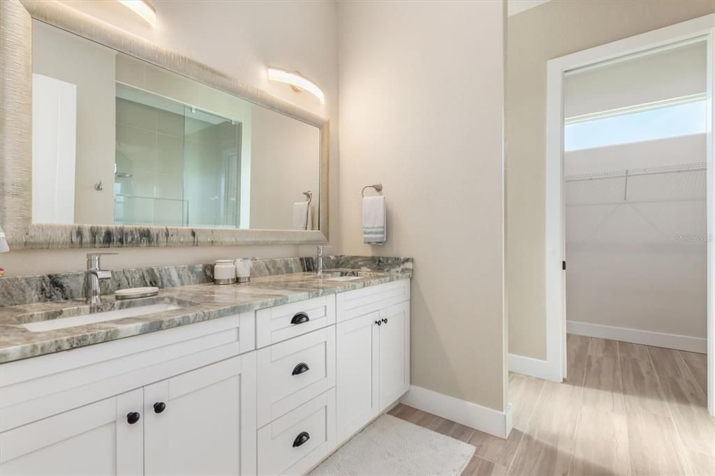 Active With Contract: $575,000 (3 beds, 2 baths, 1908 Square Feet)