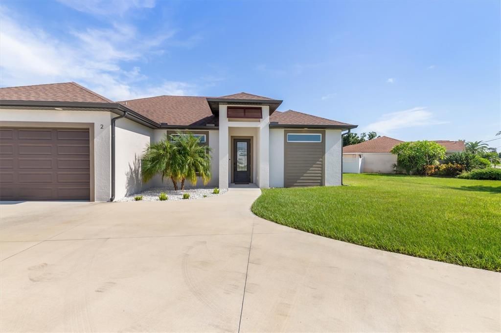 Active With Contract: $575,000 (3 beds, 2 baths, 1908 Square Feet)