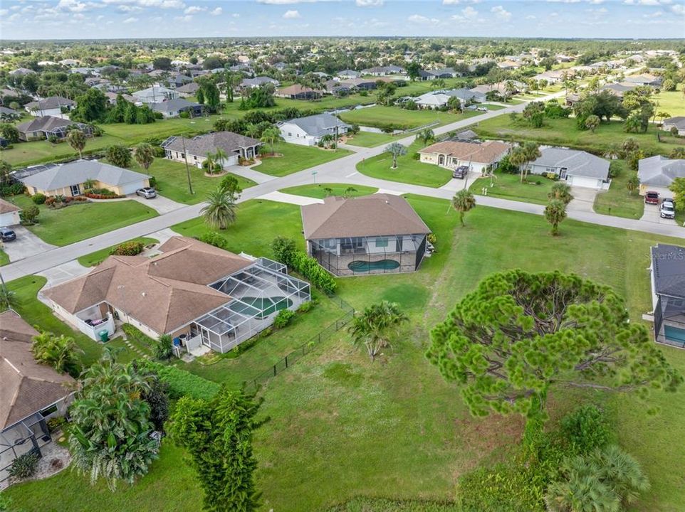 Active With Contract: $575,000 (3 beds, 2 baths, 1908 Square Feet)