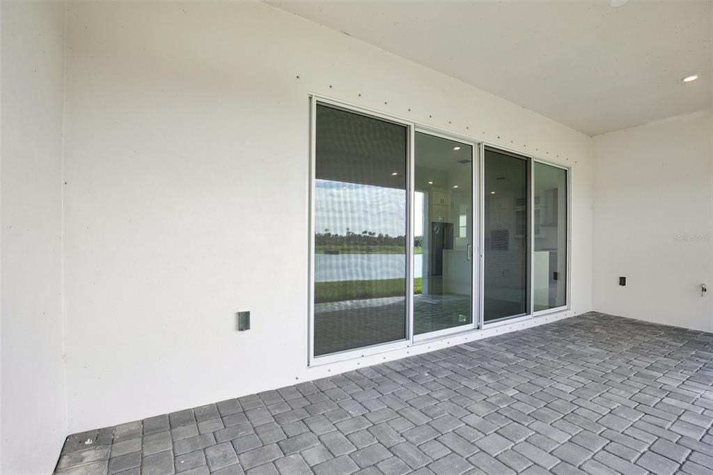 Active With Contract: $874,990 (3 beds, 3 baths, 3174 Square Feet)