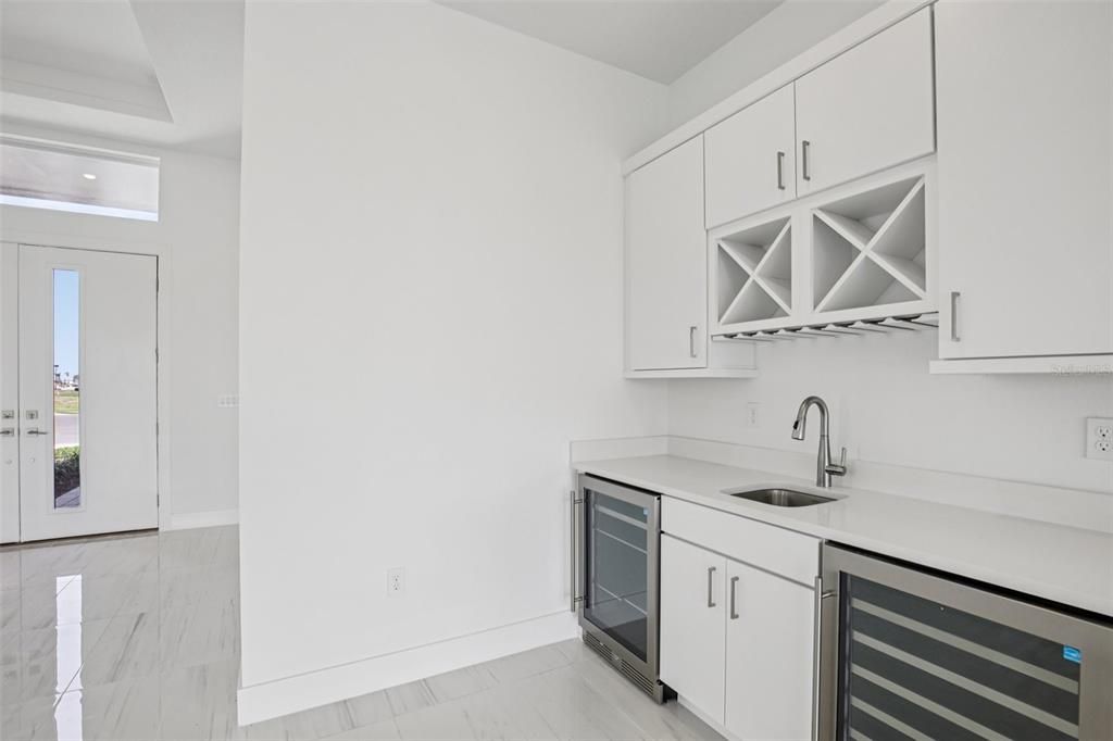 Active With Contract: $874,990 (3 beds, 3 baths, 3174 Square Feet)