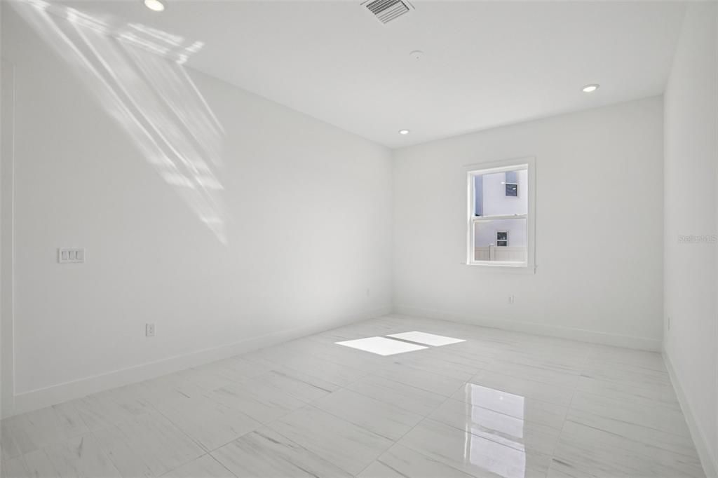 Active With Contract: $874,990 (3 beds, 3 baths, 3174 Square Feet)