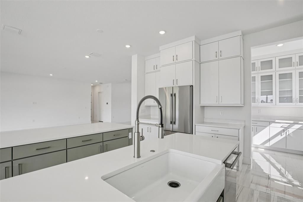 Active With Contract: $874,990 (3 beds, 3 baths, 3174 Square Feet)