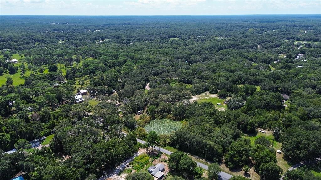 На продажу: $69,000 (2.01 acres)