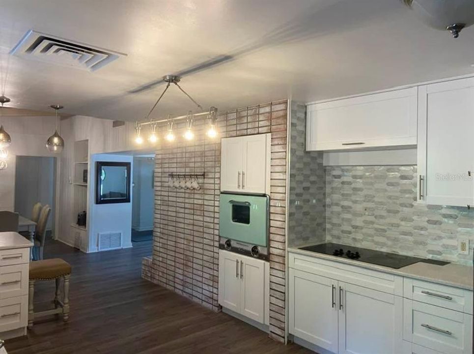 Active With Contract: $539,000 (3 beds, 2 baths, 2242 Square Feet)