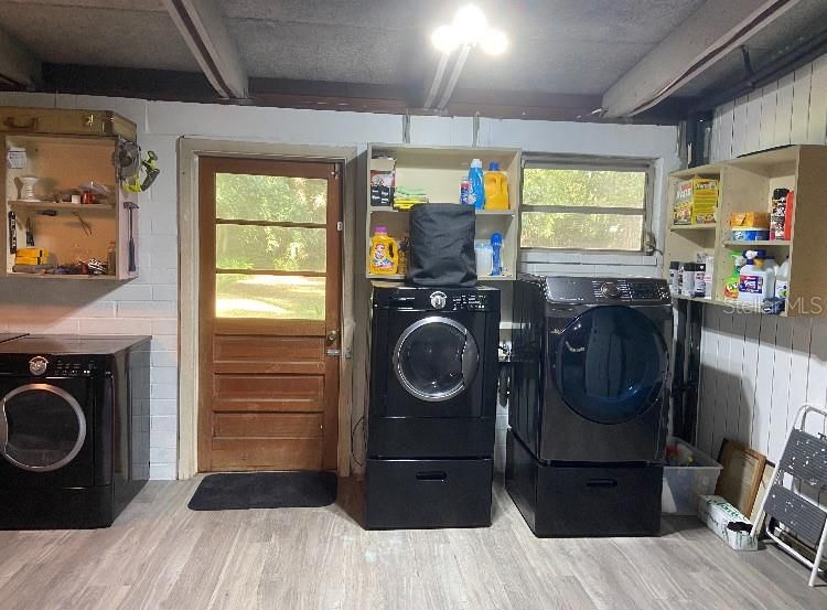 Active With Contract: $539,000 (3 beds, 2 baths, 2242 Square Feet)