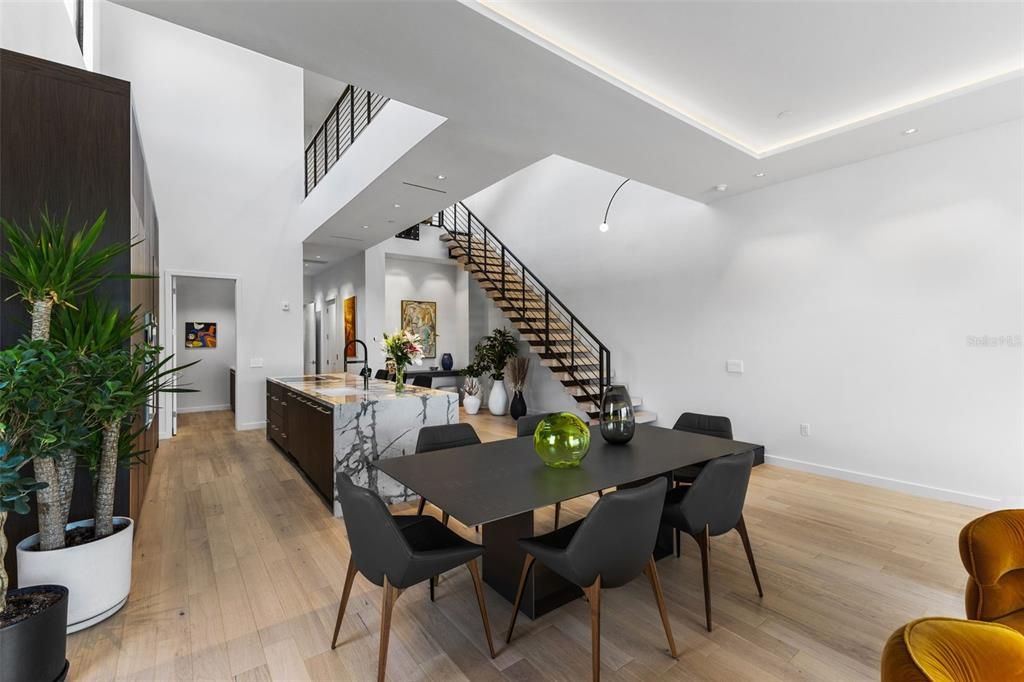 For Sale: $2,950,000 (3 beds, 3 baths, 4800 Square Feet)