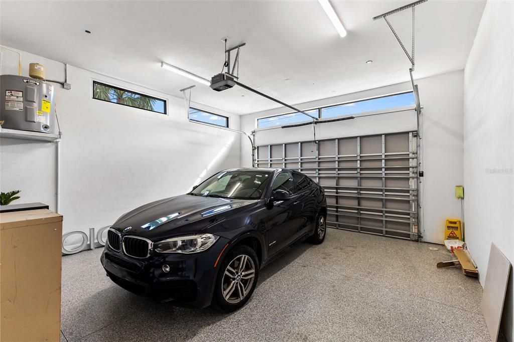 For Sale: $2,950,000 (3 beds, 3 baths, 4800 Square Feet)