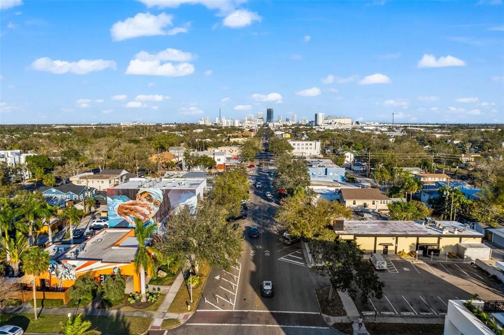 For Sale: $2,950,000 (3 beds, 3 baths, 4800 Square Feet)