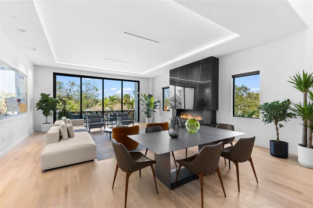 For Sale: $2,950,000 (3 beds, 3 baths, 4800 Square Feet)