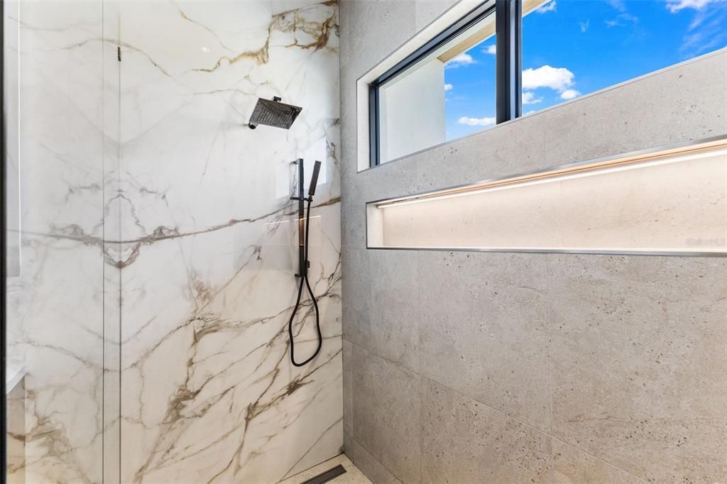 For Sale: $2,950,000 (3 beds, 3 baths, 4800 Square Feet)