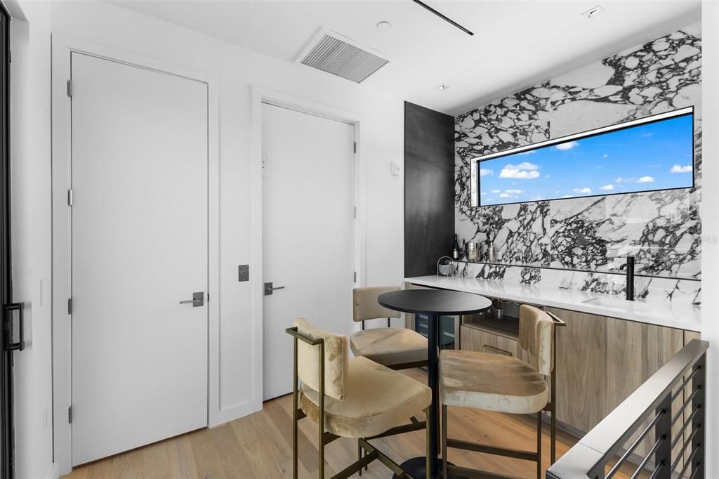 For Sale: $2,950,000 (3 beds, 3 baths, 4800 Square Feet)