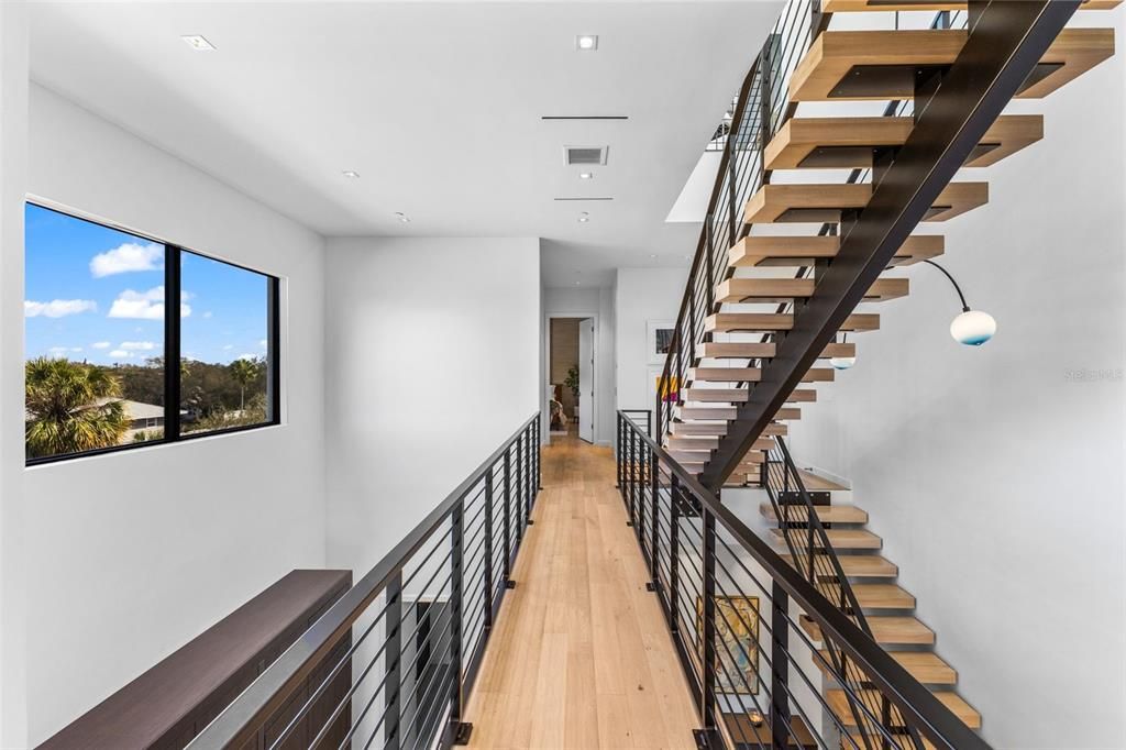 For Sale: $2,950,000 (3 beds, 3 baths, 4800 Square Feet)