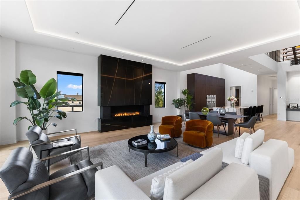 For Sale: $2,950,000 (3 beds, 3 baths, 4800 Square Feet)