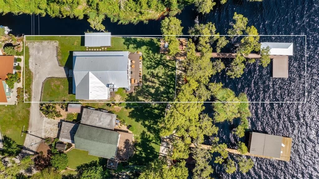 For Sale: $1,449,000 (4 beds, 4 baths, 3220 Square Feet)