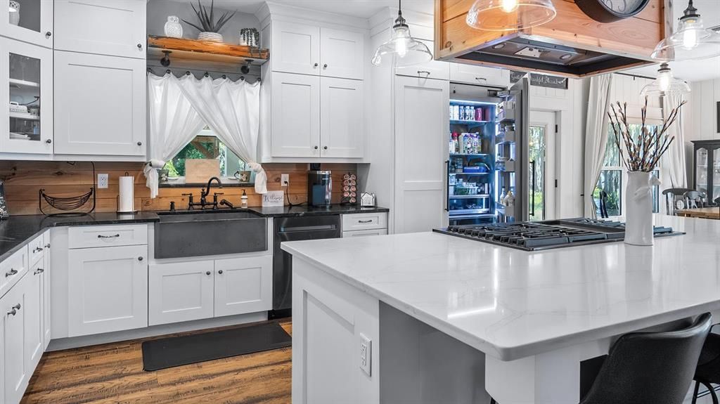 For Sale: $1,449,000 (4 beds, 4 baths, 3220 Square Feet)