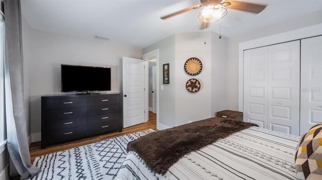 For Sale: $1,449,000 (4 beds, 4 baths, 3220 Square Feet)