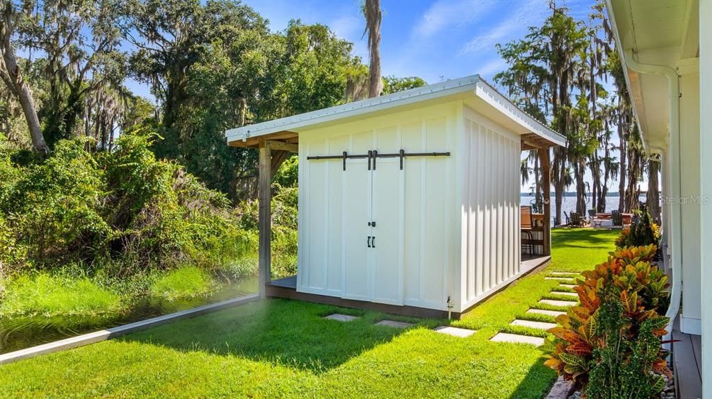 For Sale: $1,449,000 (4 beds, 4 baths, 3220 Square Feet)