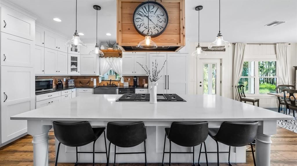 For Sale: $1,449,000 (4 beds, 4 baths, 3220 Square Feet)