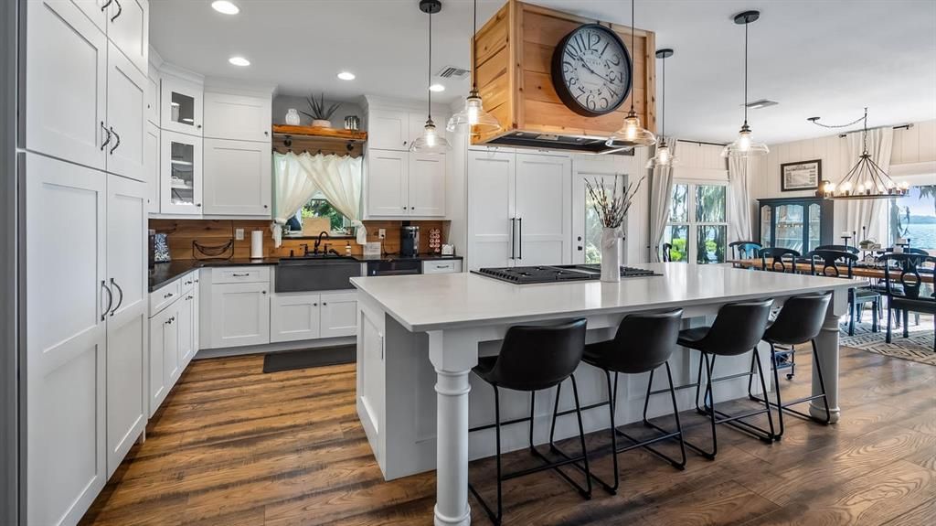 For Sale: $1,449,000 (4 beds, 4 baths, 3220 Square Feet)