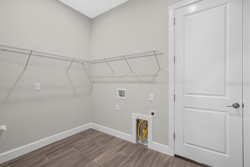 待售: $974,609 (3 贝兹, 3 浴室, 2275 平方英尺)