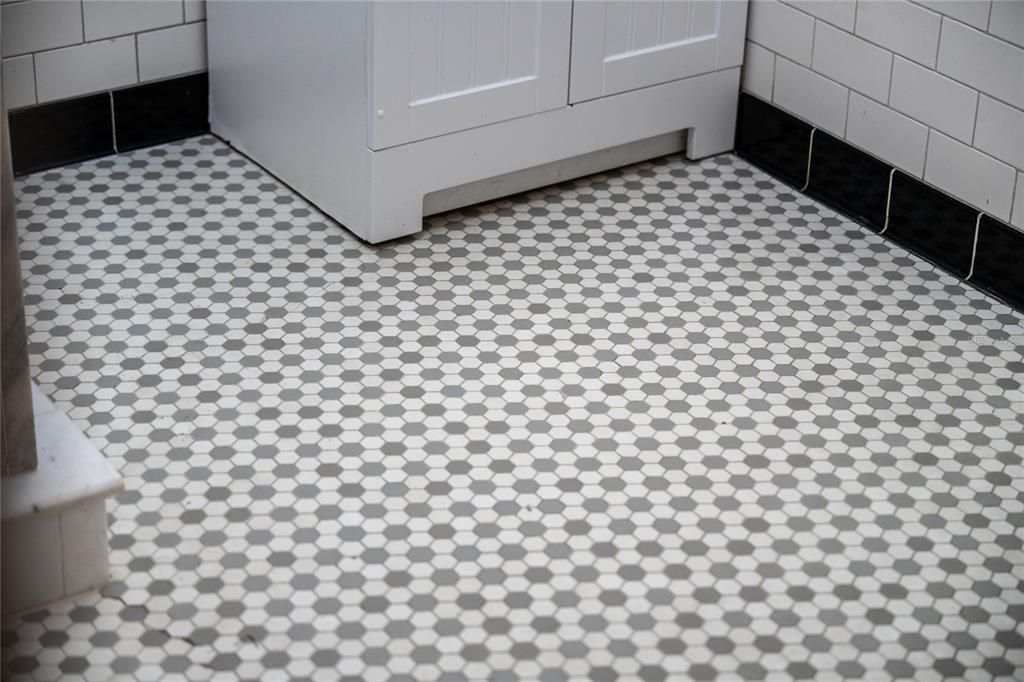 For Sale: $1,469,100 (5 beds, 4 baths, 3046 Square Feet)