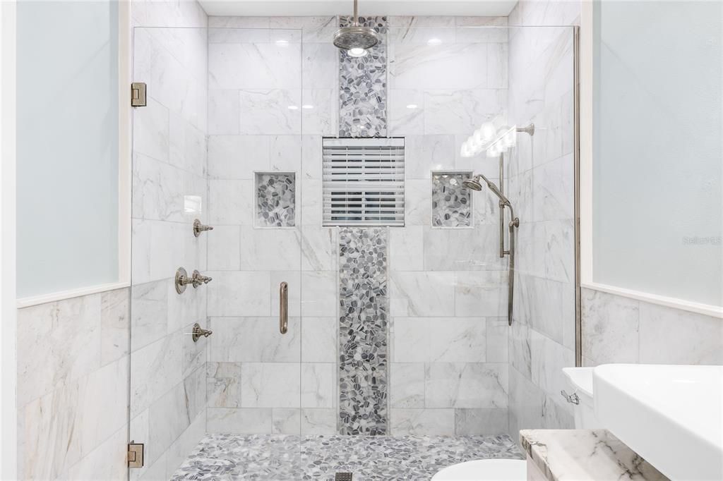 For Sale: $1,469,100 (5 beds, 4 baths, 3046 Square Feet)