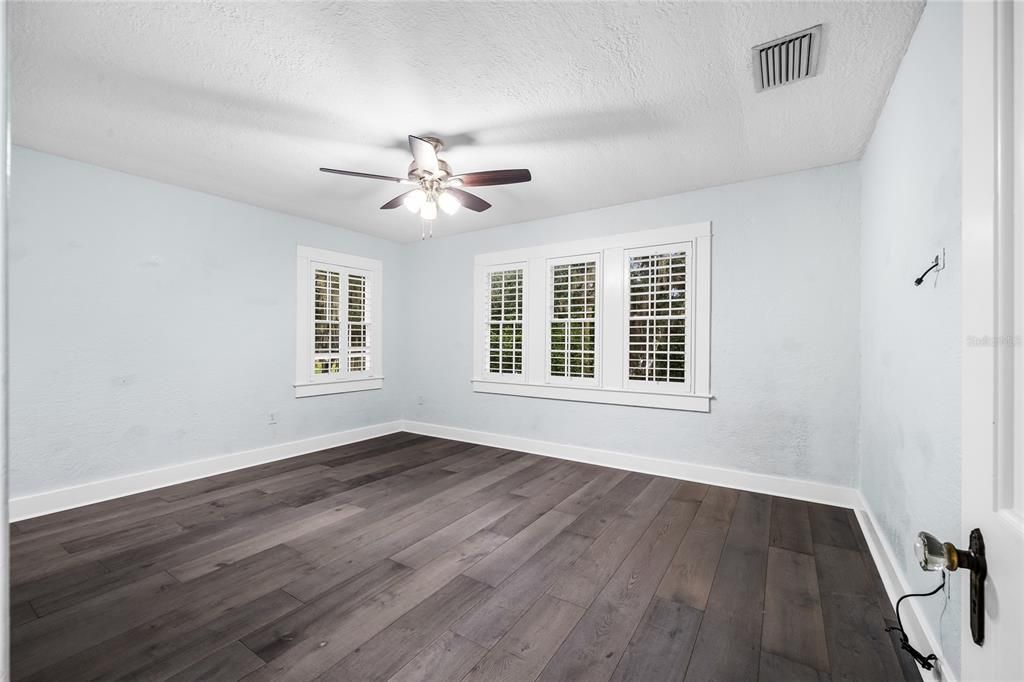 For Sale: $1,469,100 (5 beds, 4 baths, 3046 Square Feet)