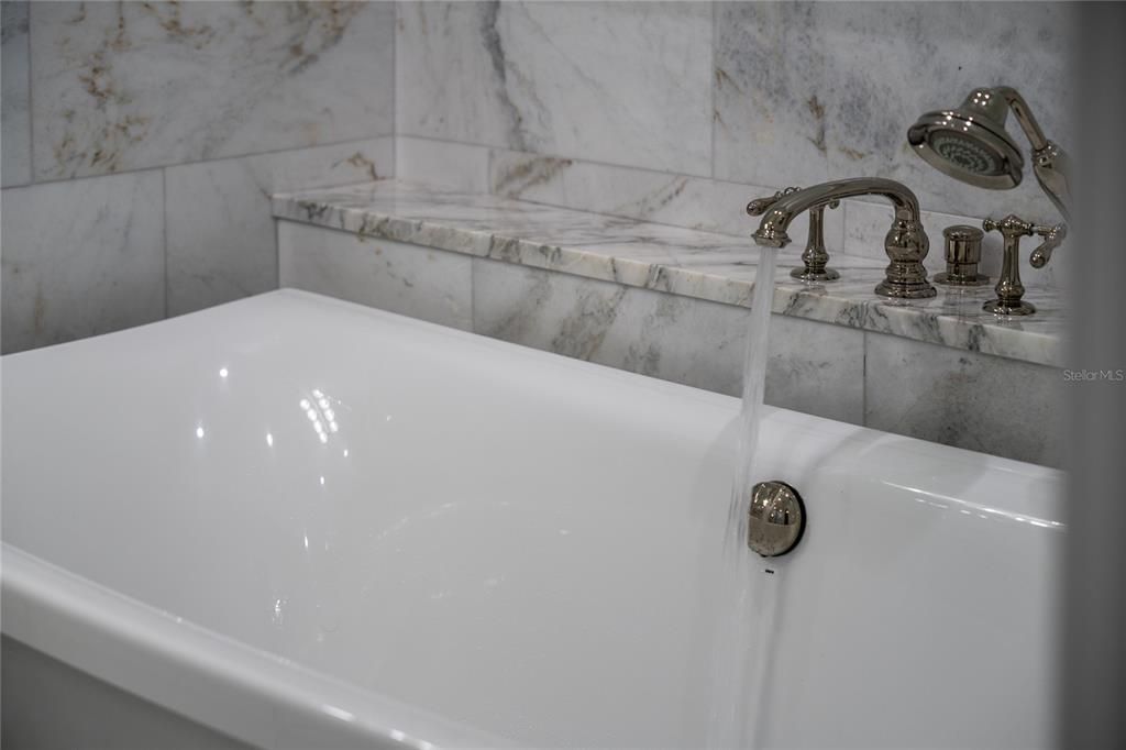 For Sale: $1,469,100 (5 beds, 4 baths, 3046 Square Feet)