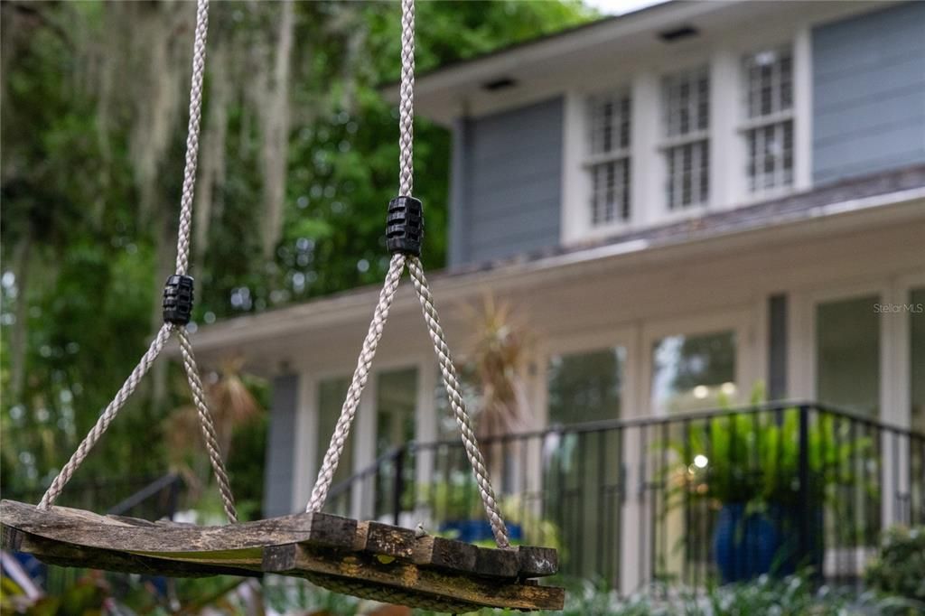 For Sale: $1,469,100 (5 beds, 4 baths, 3046 Square Feet)