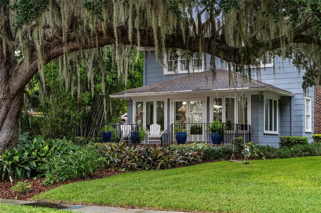 For Sale: $1,469,100 (5 beds, 4 baths, 3046 Square Feet)