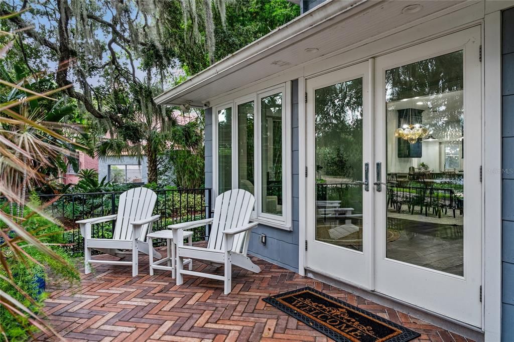 For Sale: $1,469,100 (5 beds, 4 baths, 3046 Square Feet)