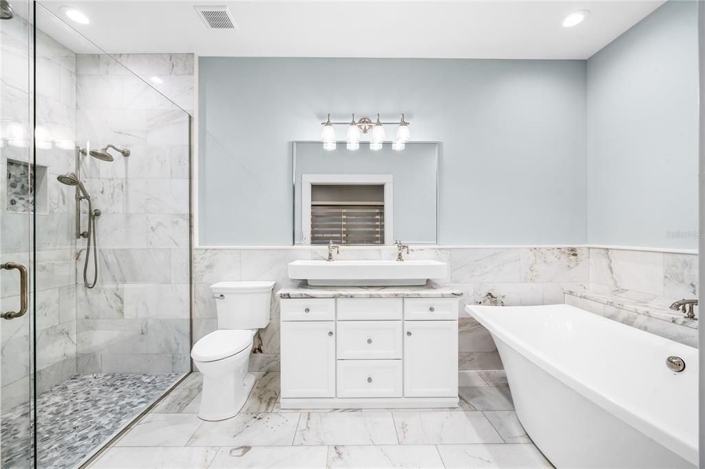 For Sale: $1,469,100 (5 beds, 4 baths, 3046 Square Feet)