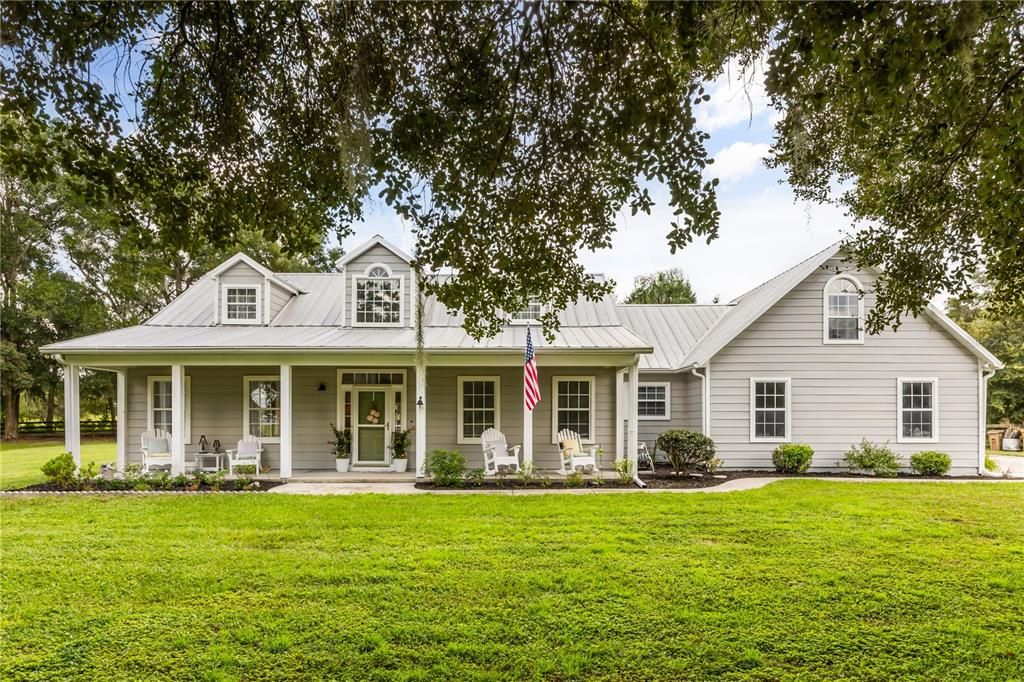 For Sale: $1,045,000 (3 beds, 2 baths, 2095 Square Feet)