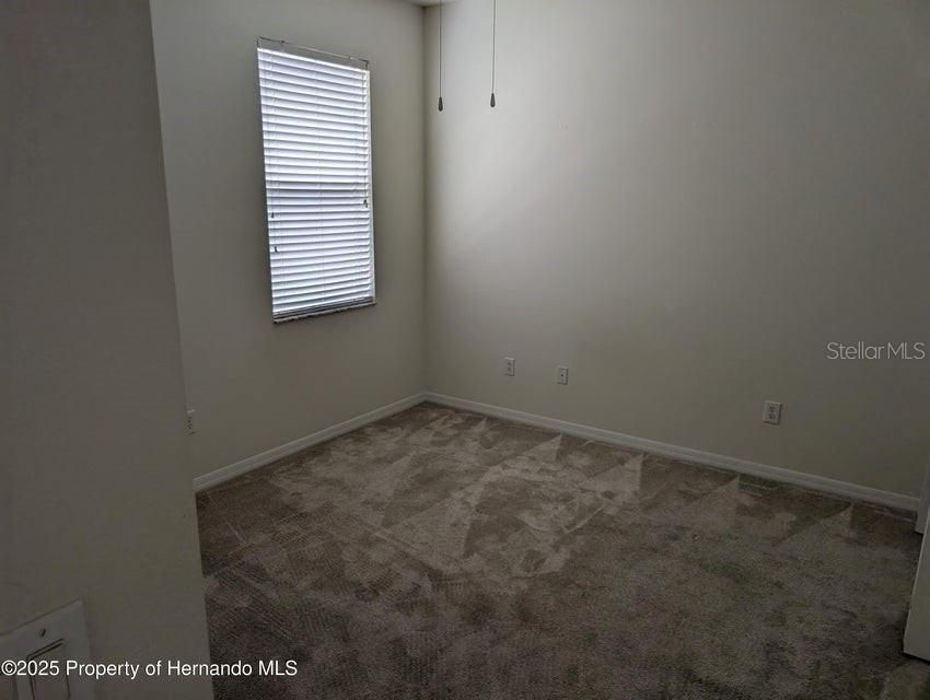 待售: $299,900 (3 贝兹, 2 浴室, 1728 平方英尺)