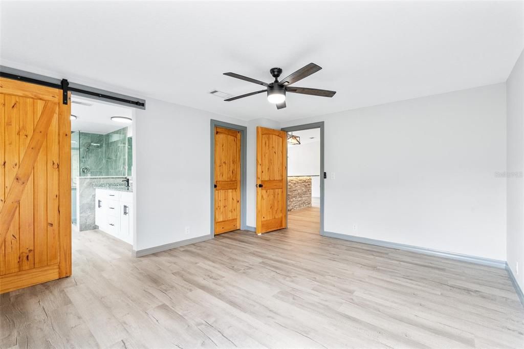 На продажу: $549,998 (3 спален, 2 ванн, 1296 Квадратных фут)